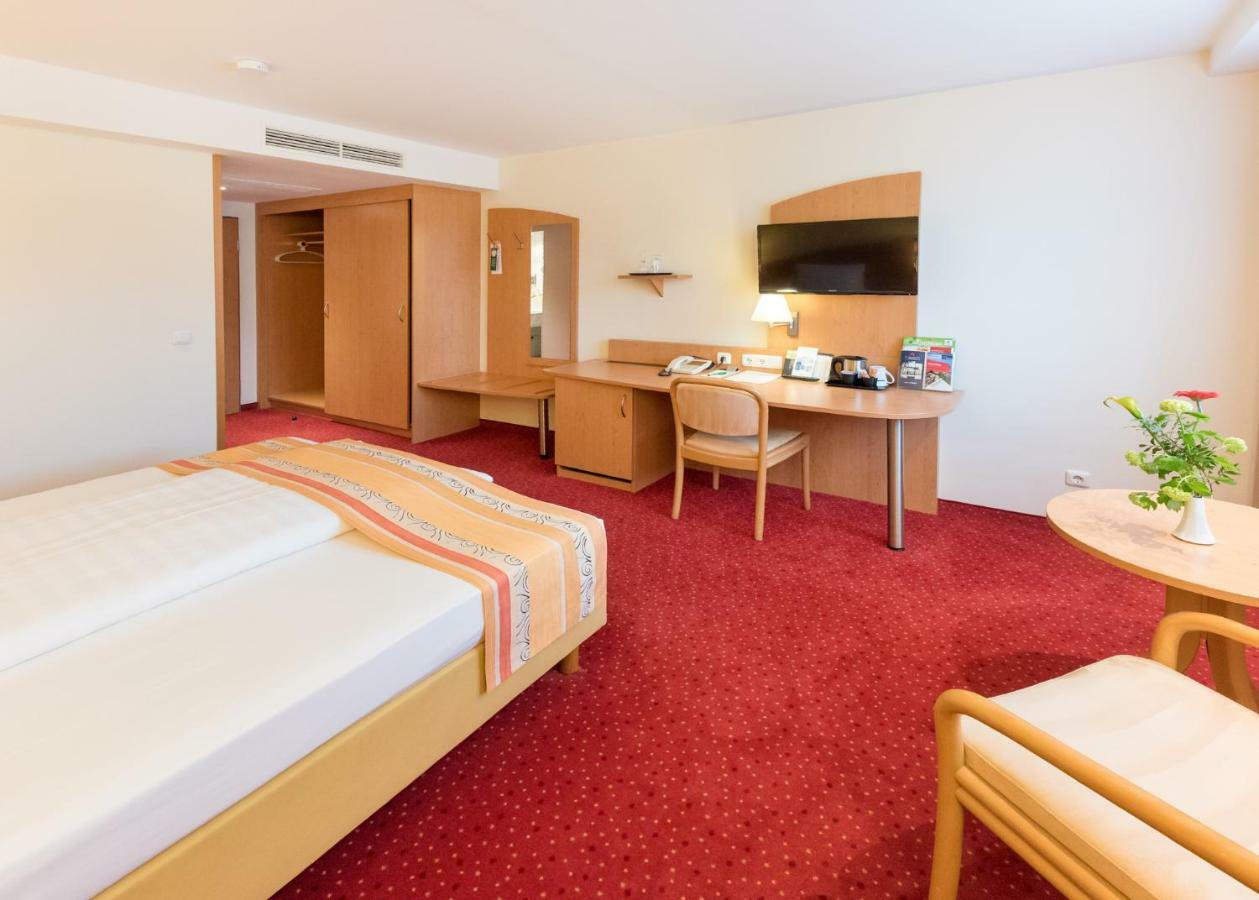 Hotel Alarun 4*